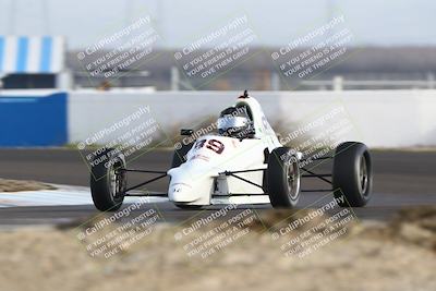 media/Mar-16-2025-CalClub SCCA (Sun) [[e72803ec8c]]/Group 3/Qualifying (Turn 1)/